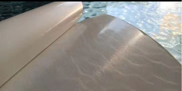 艾利型號為MZ0336A的UL認證PET材料是一款網紋的不干膠？