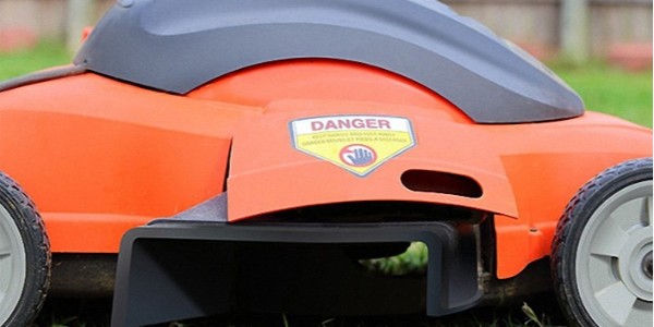 PVC不干膠材料與珠光膜有什么不同？